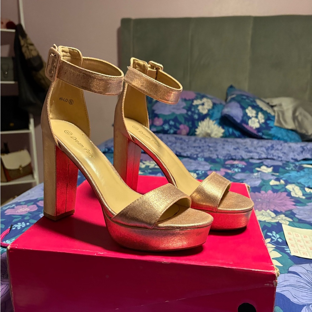 Dream Pairs Champagne Block Heels Size 8.5 | Worn Once